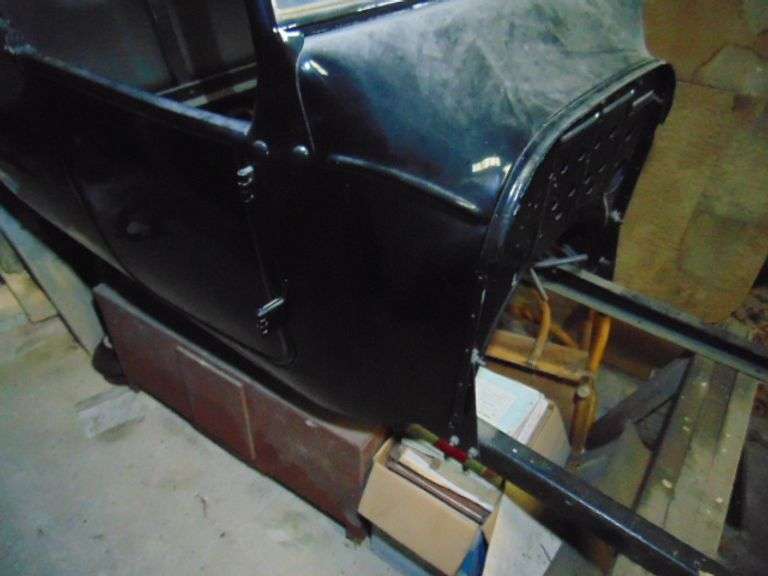 1917 - 1925 MODEL T FORD ROADSTER BODY AND FRAME
