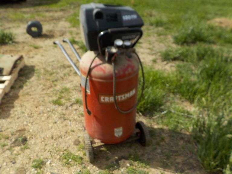 CRAFTSMAN AIR COMPRESSO, WORKS, HAS HOLE IN TANK, LOCATION STRANDBURG SD, KEVIN 605-237-1306