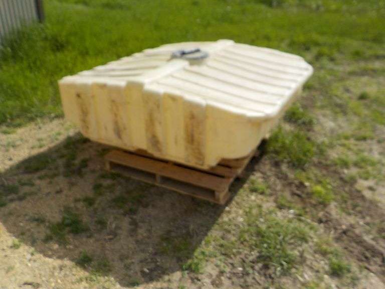 300 GALLON POLY TANK, FITS IN PICKUP BOX, LOCATION STRANDBURG SD, KEVIN 605-237-1306