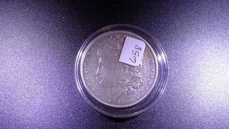 658. 1890-P Morg $ XF