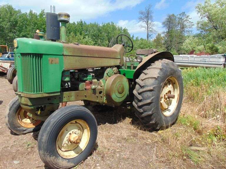 JD 730 GAS STANDARD W/F P/S SERIAL #7303532 RUNNING