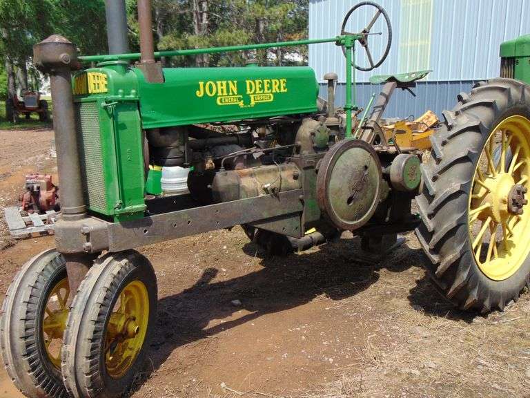 JD 1934 A N/F FACTORY SPOKE WHEELS NEW RUBBER BRONZE CARB WILL RUN SERIAL #412767