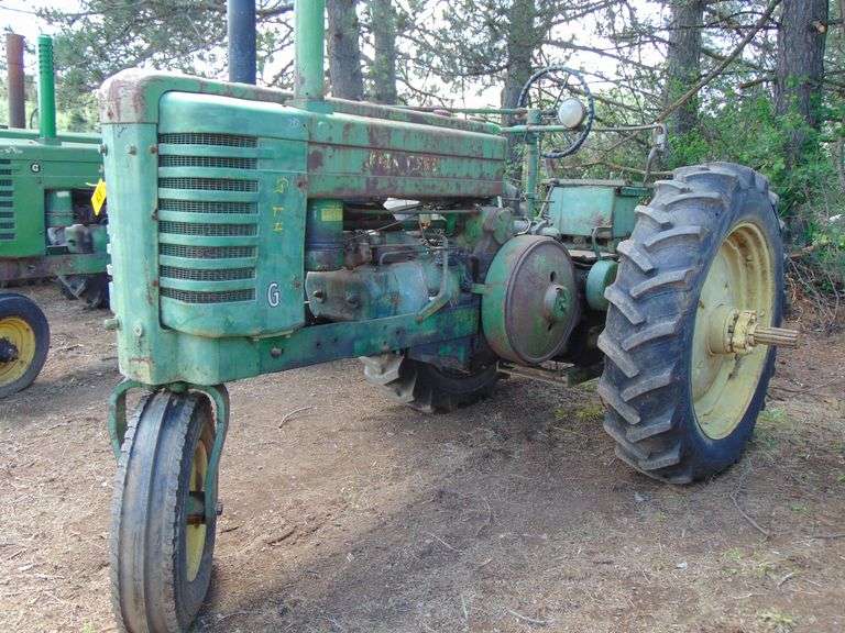 JD STYLED GN SINGLE WHEEL BIG NUT CARB ROCK SHAFT ODD REAR HUBS WILL RUN SERIAL # 35501