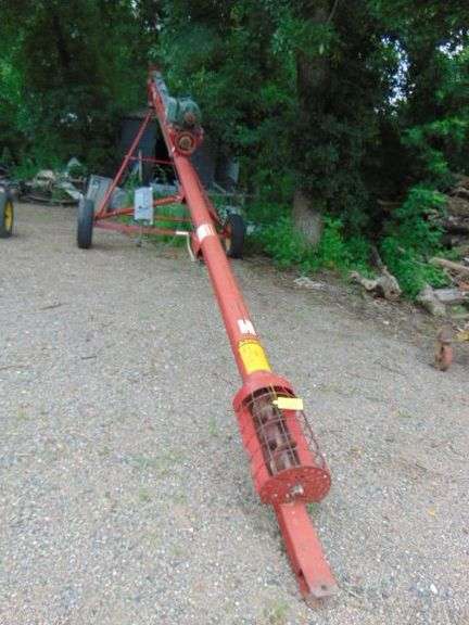 SUDENGA AUGER 6"X28' 220 ELECT MOTOR 5 HORSE POWER