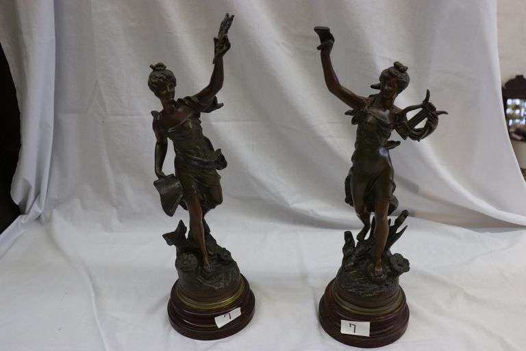 PAIR OF BRONZE STATUES