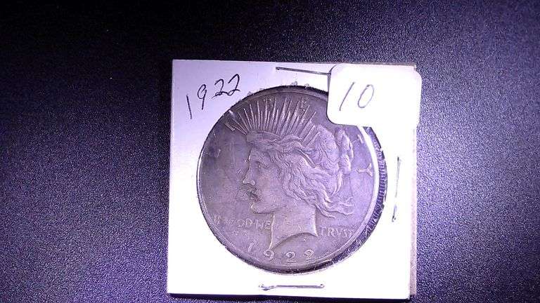 1922 SILVER DOLLAR