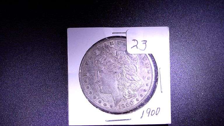 1900 SILVER DOLLAR