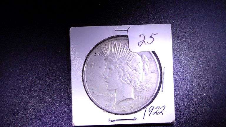 1922 SILVER DOLLAR