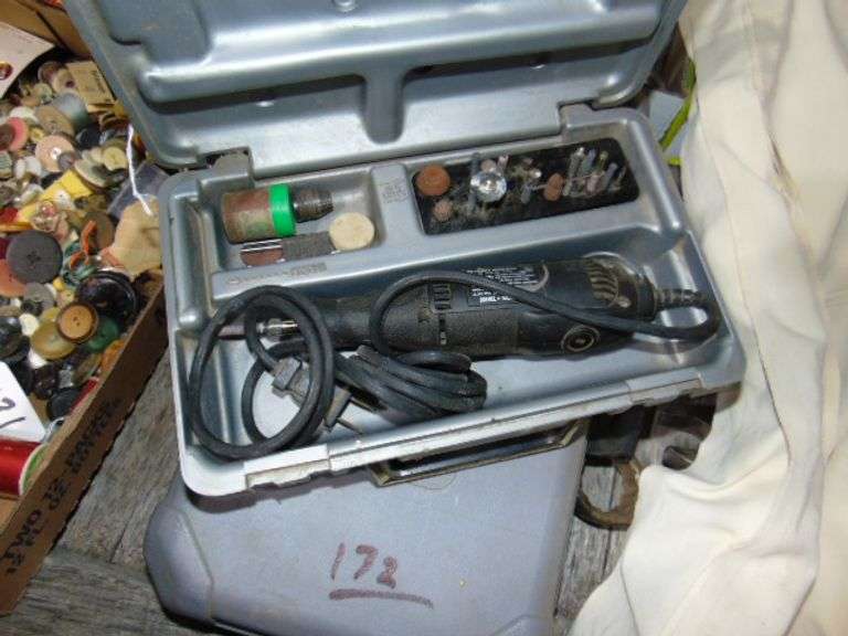 2 BOXES DREMEL, DREMEL SAW MAX - Hilbrands Auctions