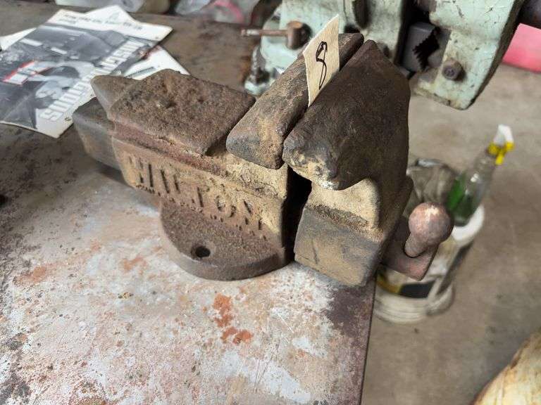 WILTON 5” BENCH VICE.