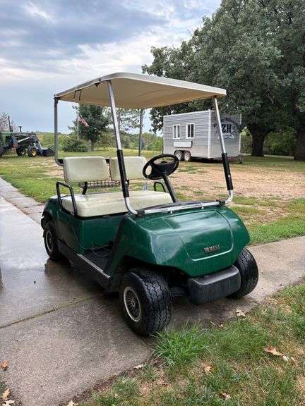1998 YAMAH GOLF CART, LITHIUM BATTERIES, BAD CHARGER, NO LIGHTS OR CHARGER.