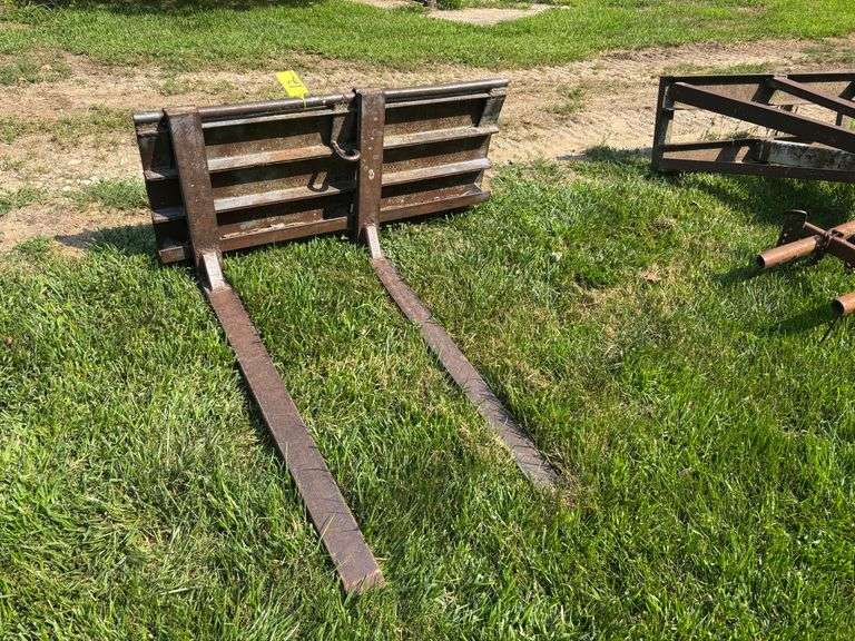 HOME BUILT QUICK ATTACH FORKS.